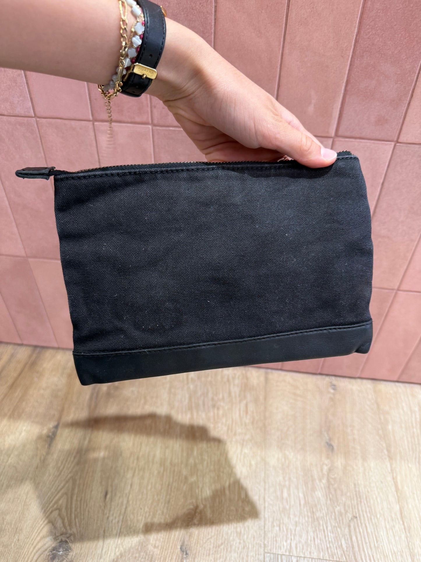 Pochette en ikks