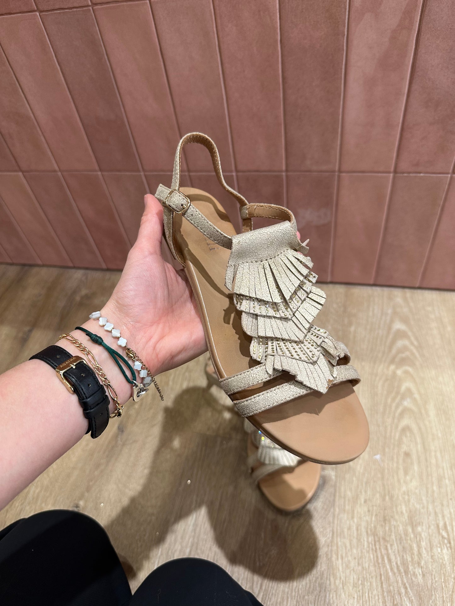 Sandales cuir minelli T.37