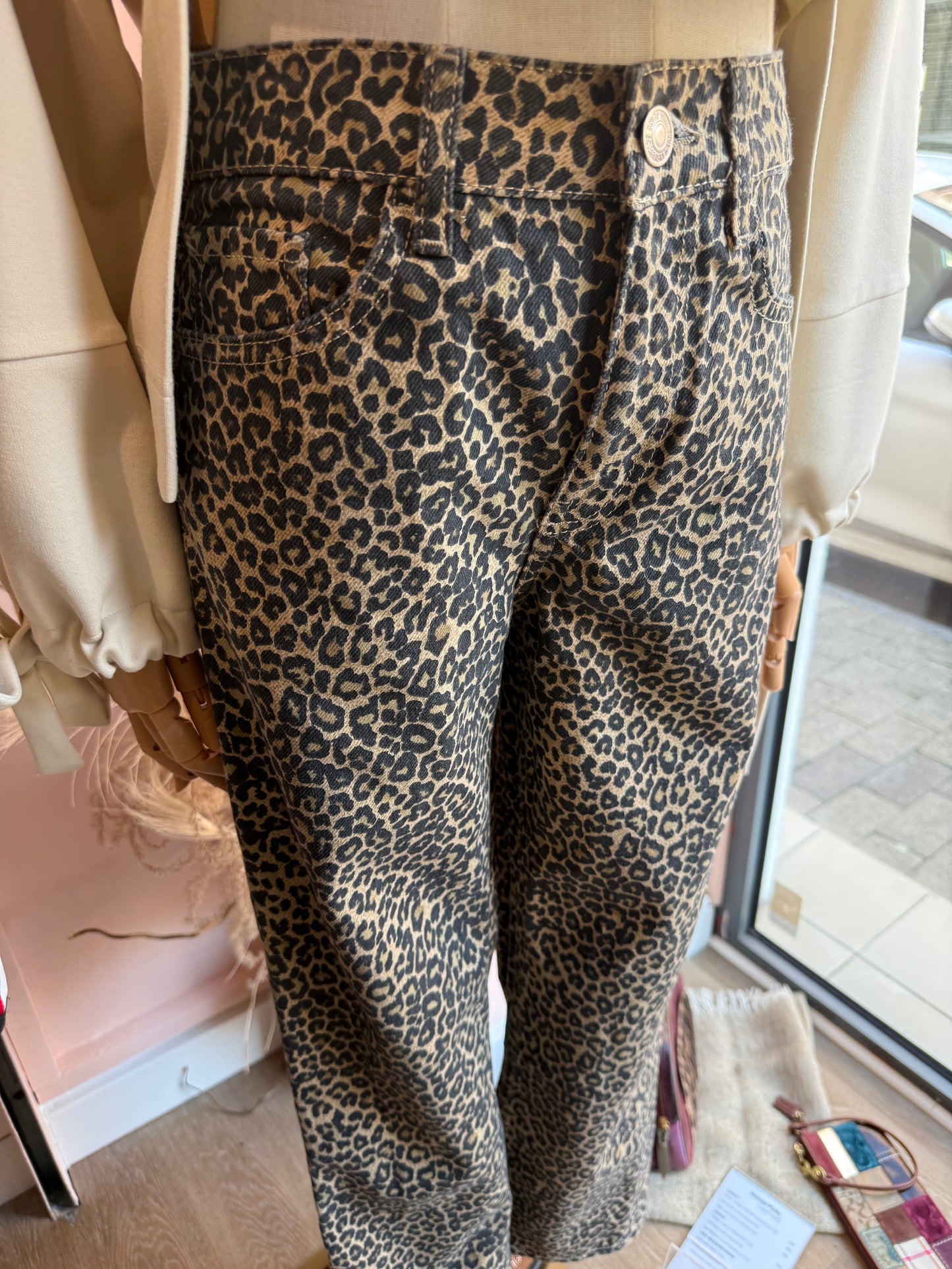 Pantalon mango léopard T.34