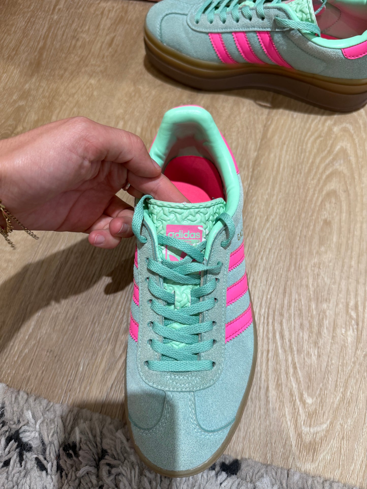 Baskets adidas gazelle T.38