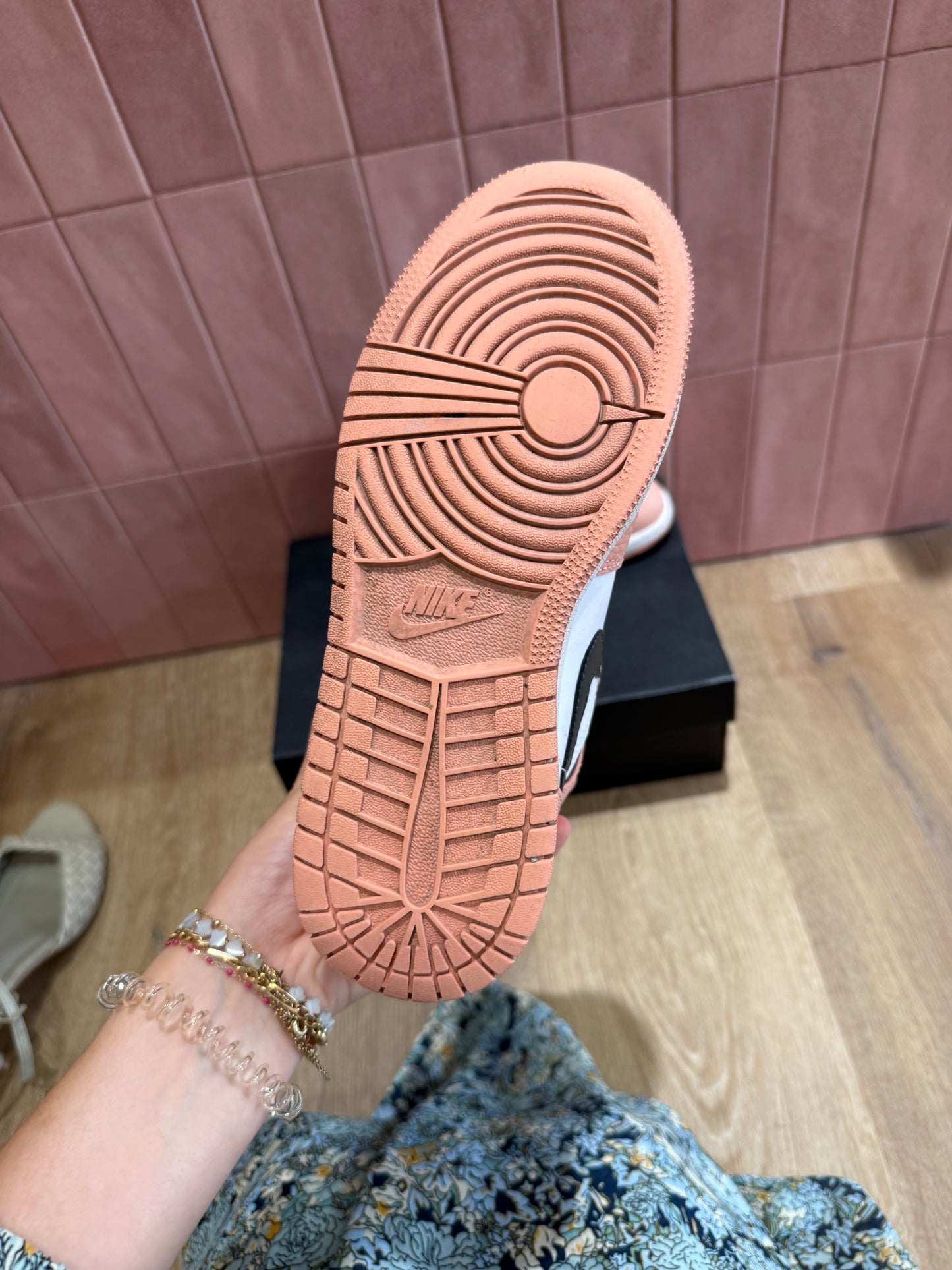 Baskets Nike T.36.5