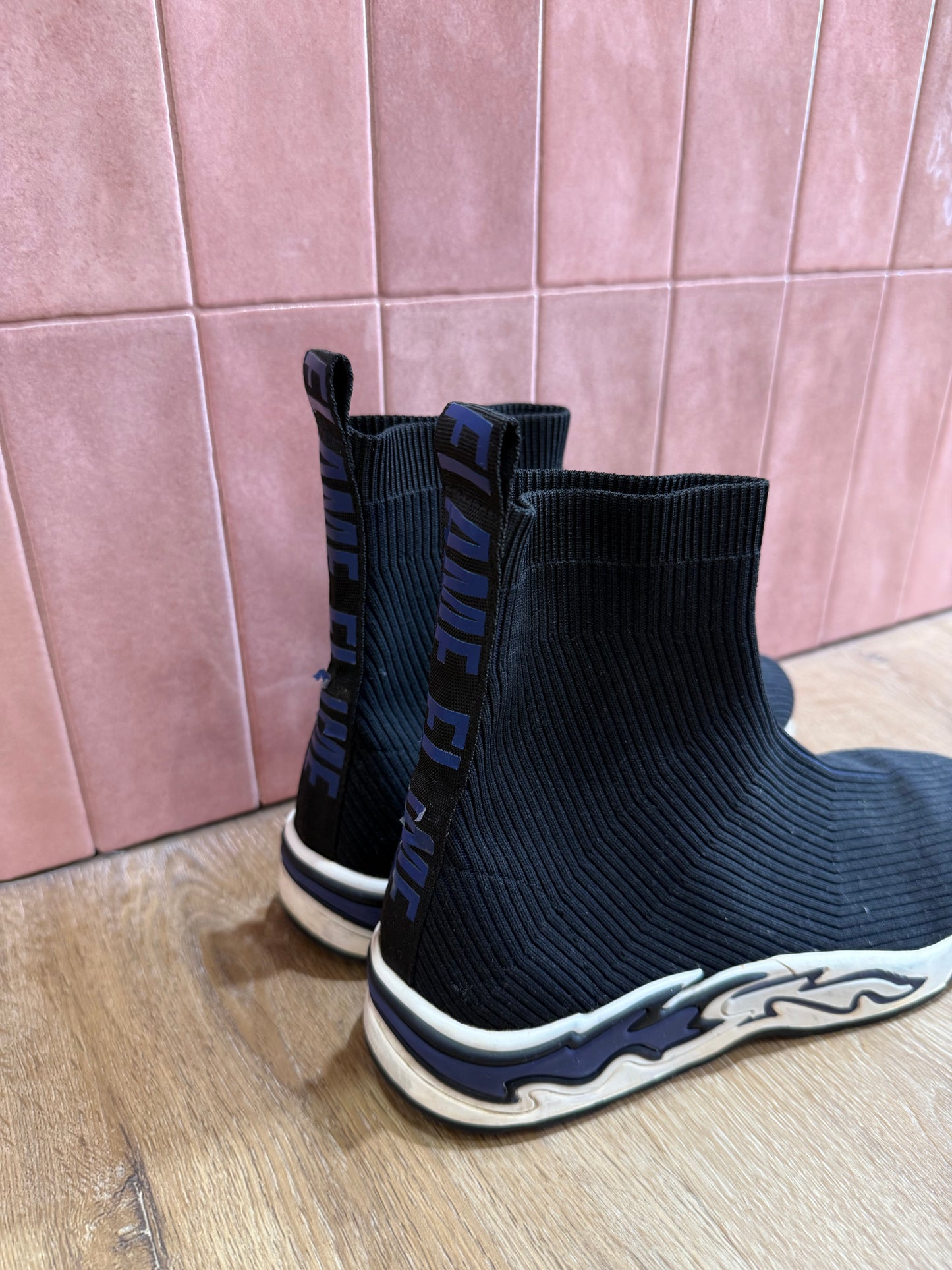 Baskets Sandro T.36