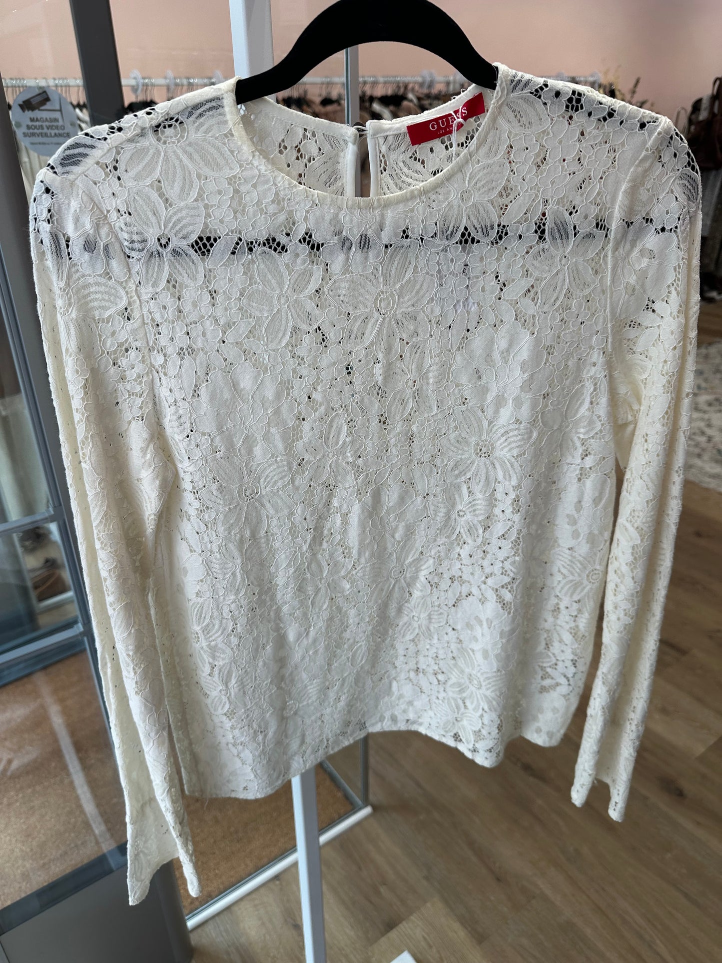 Top Guess en dentelle T.38