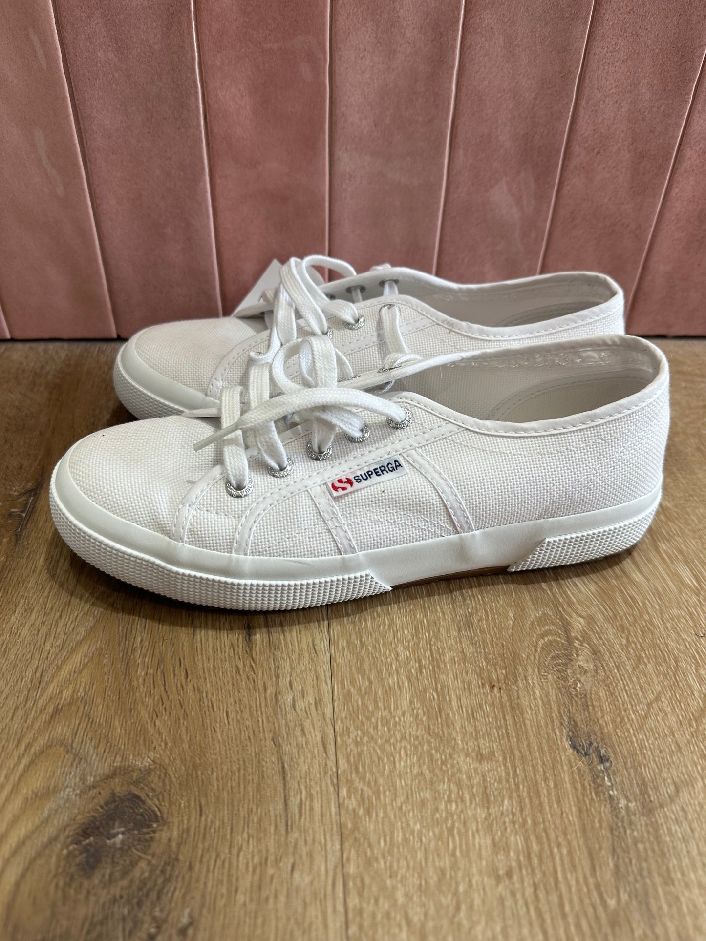 Baskets Superga T.38