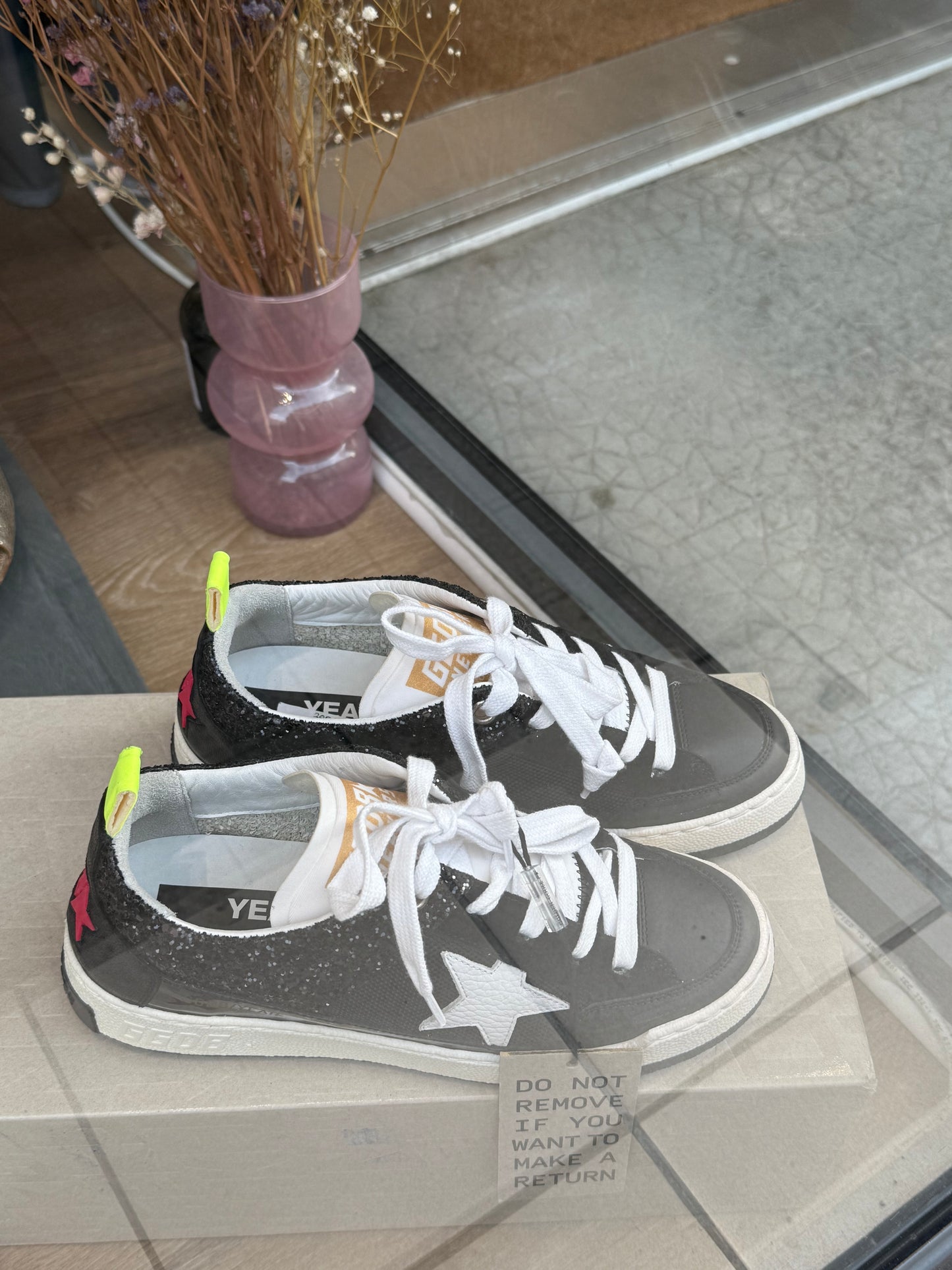 Baskets Noires Golden Goose 37