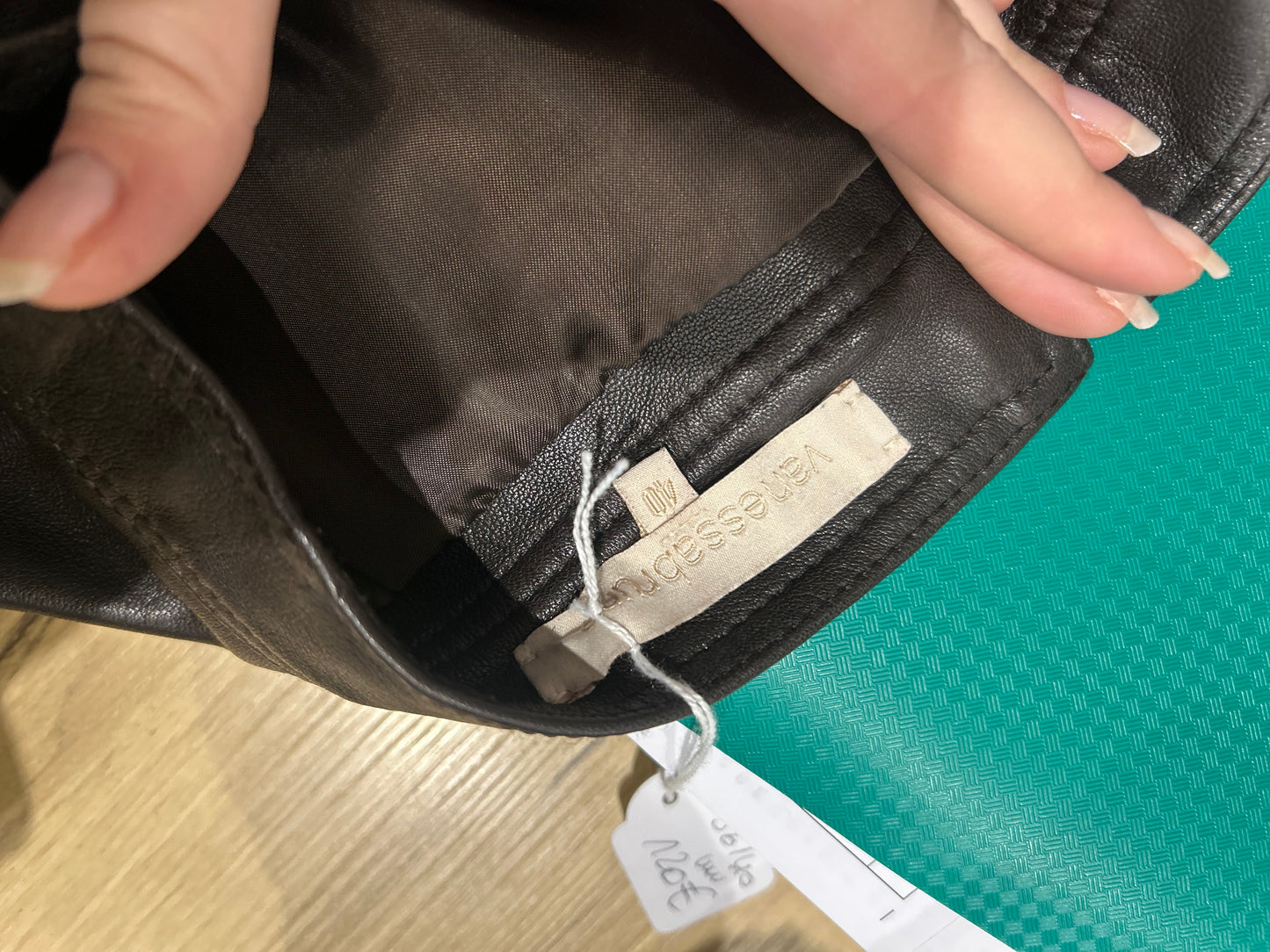 Jupe en cuir Vanessa Bruno Taille 38/40