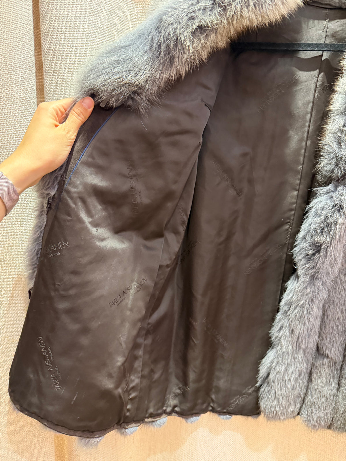 Manteau en vraie fourrure T.36/38 29/09