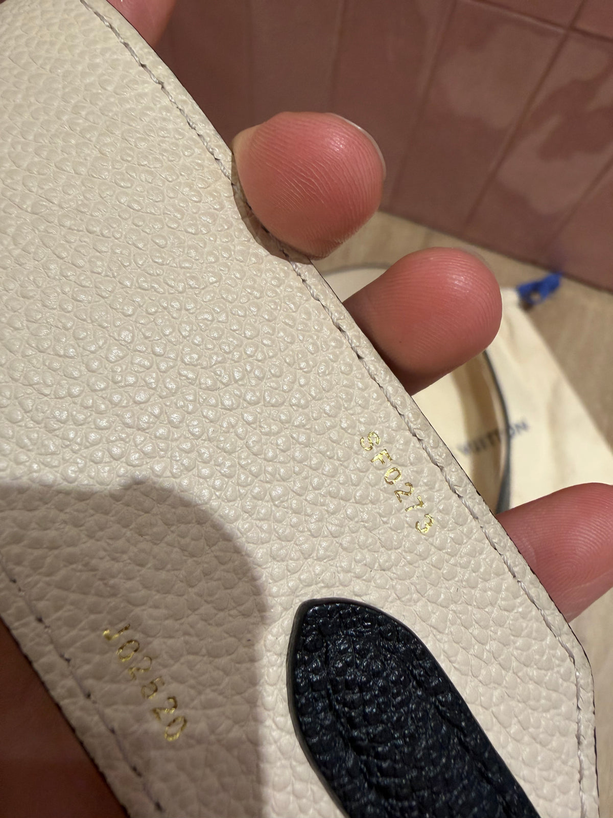 Bandoulière Louis Vuitton — 102 cm — vendue seule 15/10