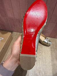 Chaussures doré louboutin T.35 05/06
