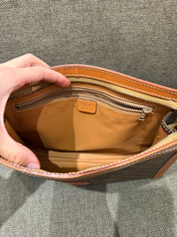 Sac/ pochette marron Céline 18/09