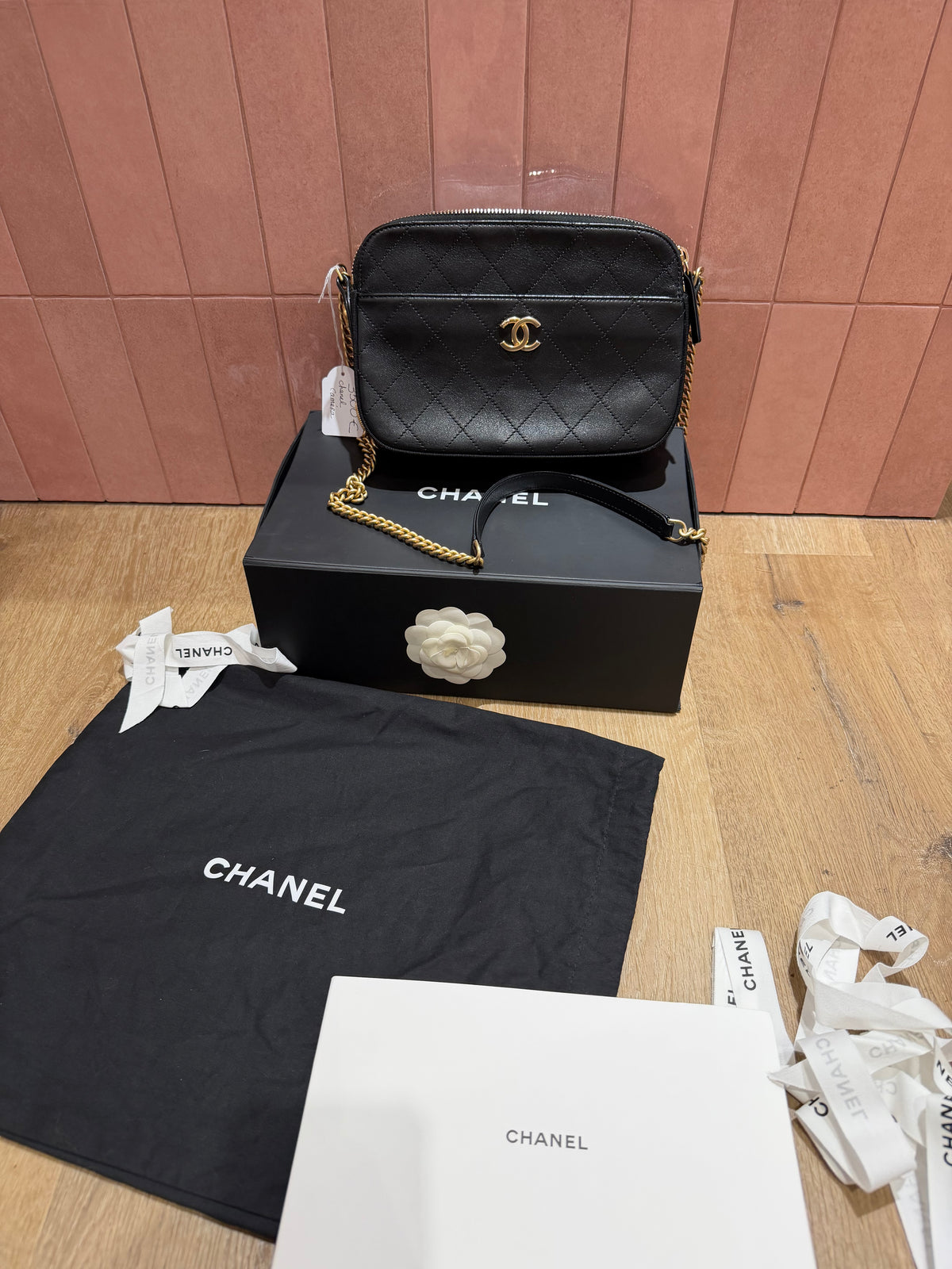 Sac caméra Chanel noir