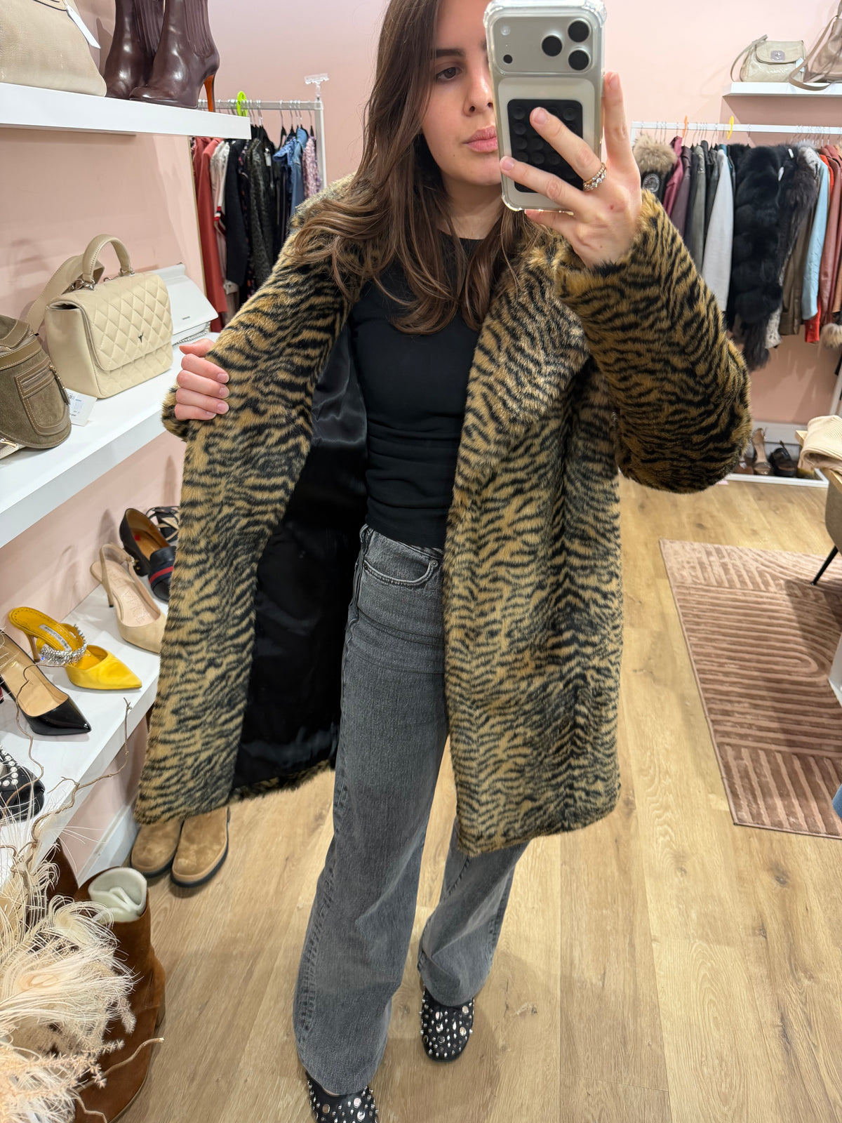Veste en fourrure marron motif zèbre IKKS T.S 20/09