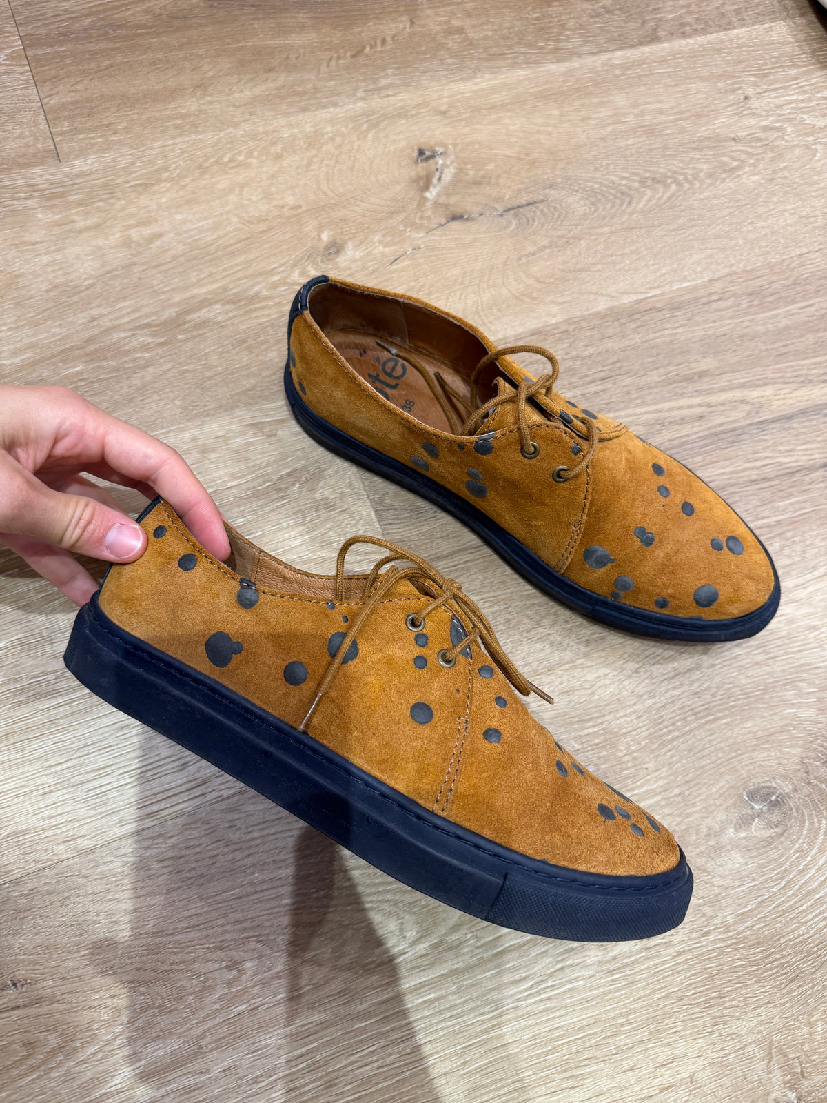 Derbies camel acoté taille 38