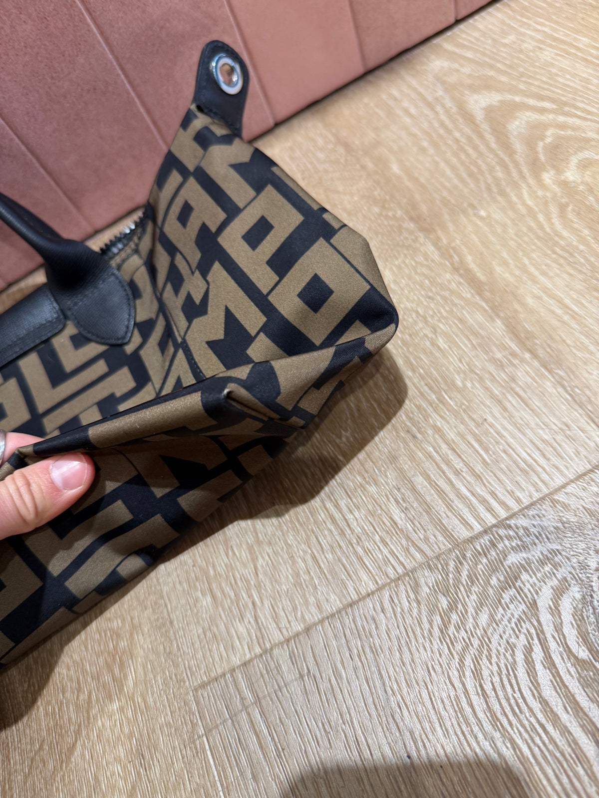 Sac Longchamp kaki noir pliage