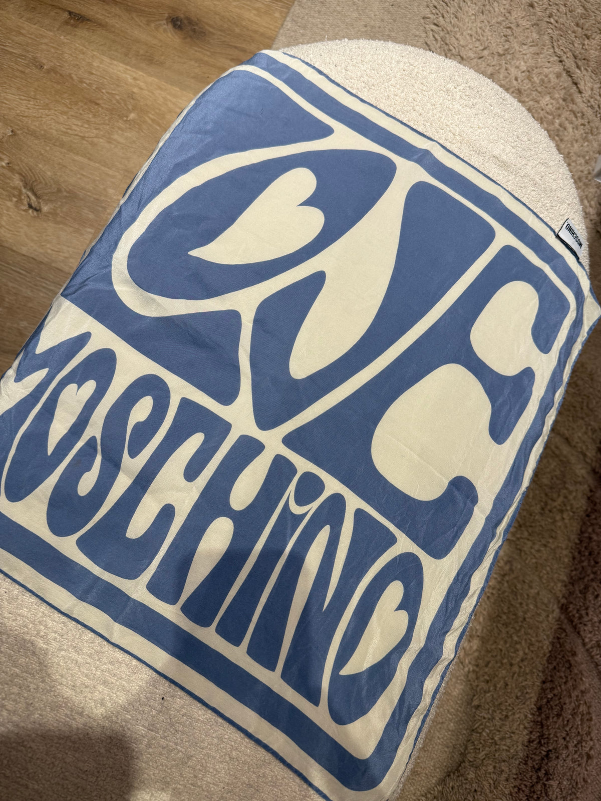 Foulard Moschino bleu T.U soie