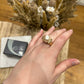 Bague dorée pierre blanche Pierre lang Taille 53