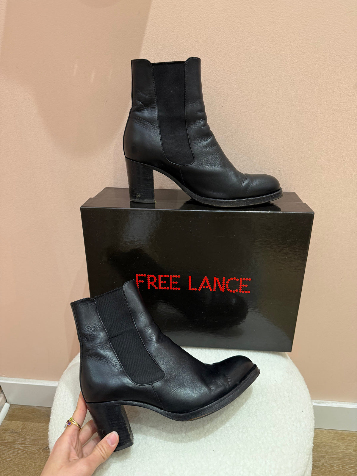 Bottines noires à talons Free Lance 38.5