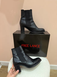 Bottines noires à talons Free Lance 38.5