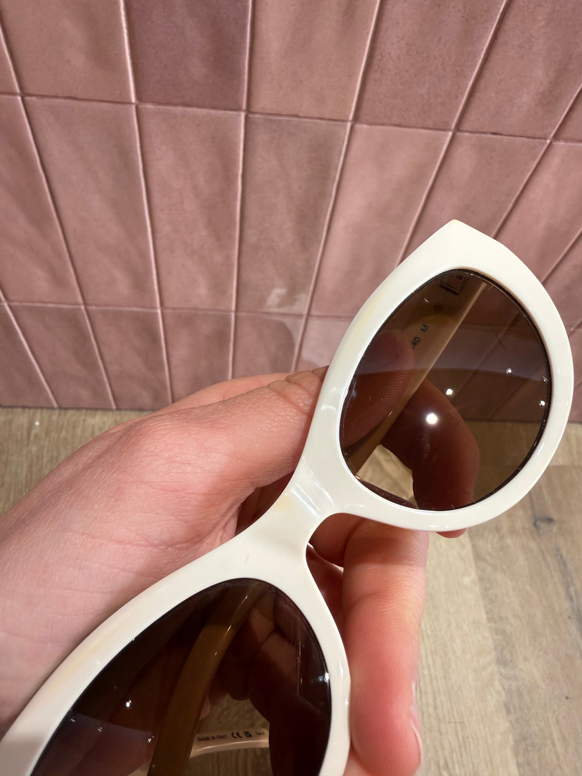 Lunettes de soleil Yves saint Laurent crème