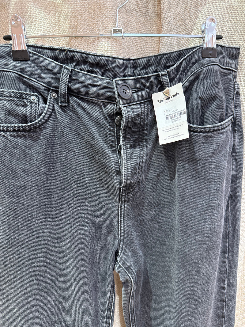 Jean American Vintage taille 38