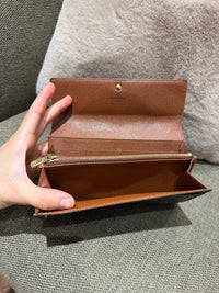 Porte-feuille Louis Vuitton 18/08