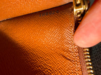 Porte-feuille Louis Vuitton 18/08