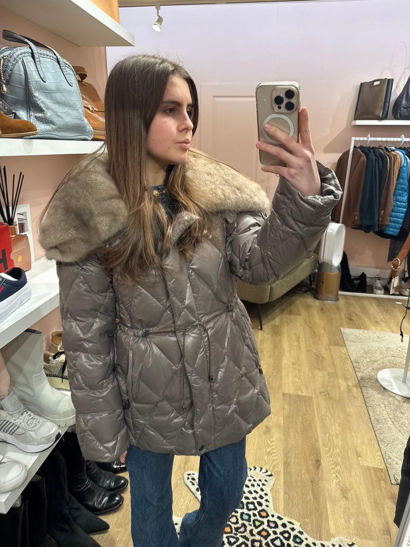 Doudoune en duvet et col en vison T.L max Mara
