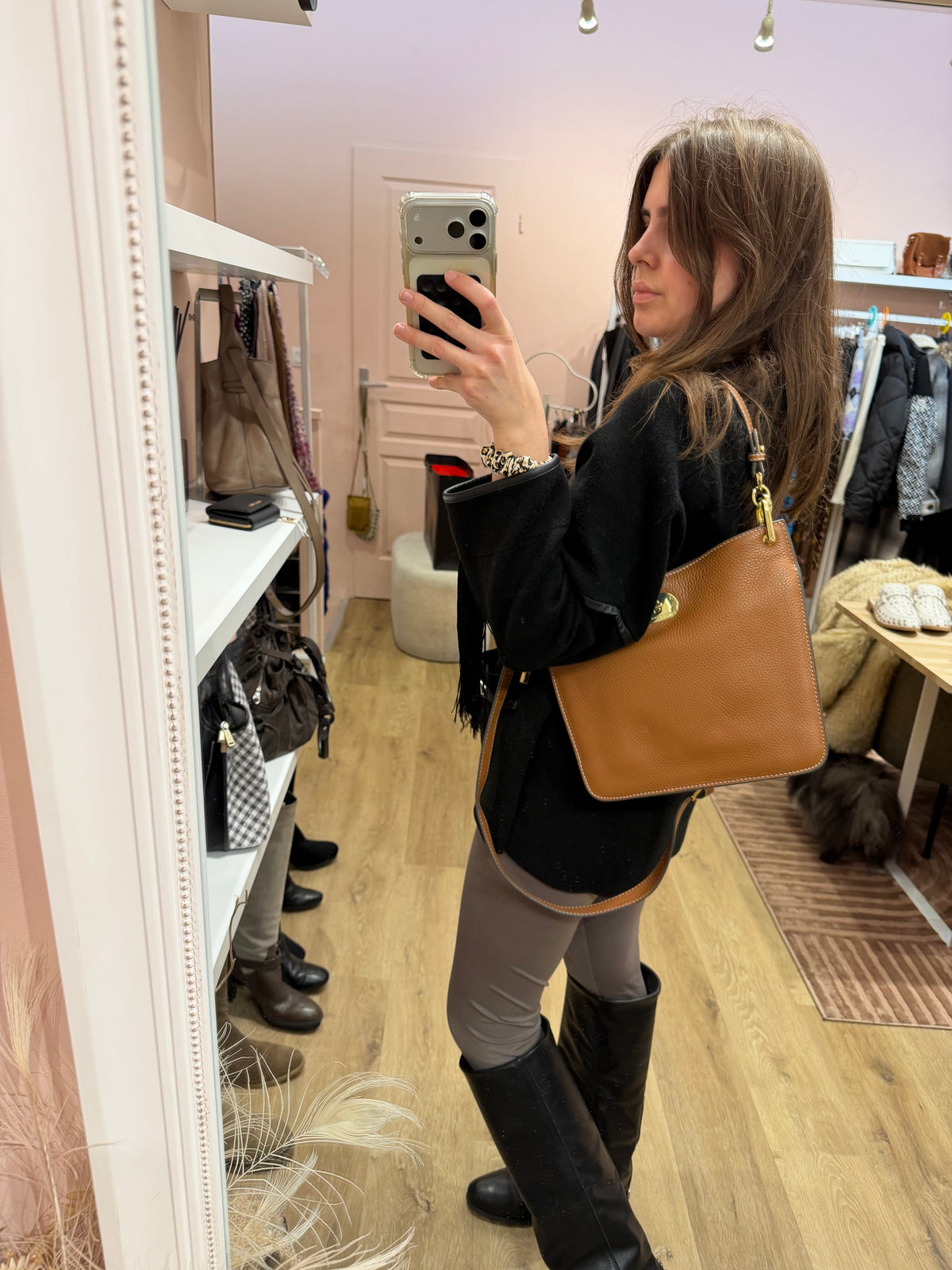 Sac bandoulière marron, détails dorés Mac Douglas 23/10