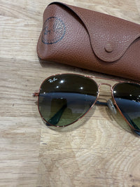 Lunettes de soleil Ray-Ban détail bronze TU