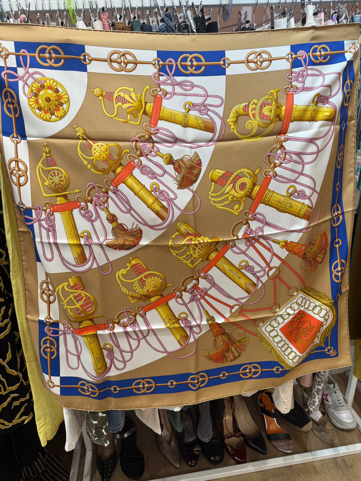 Foulard Hermès carré soie 90 Foulard Cliquetis