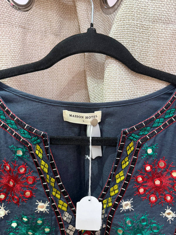 Maison Hôtel Bleu marine T.L - Blouse brodée 08/07