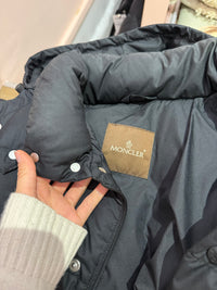 Doudoune moncler T.38/40 noire duvet