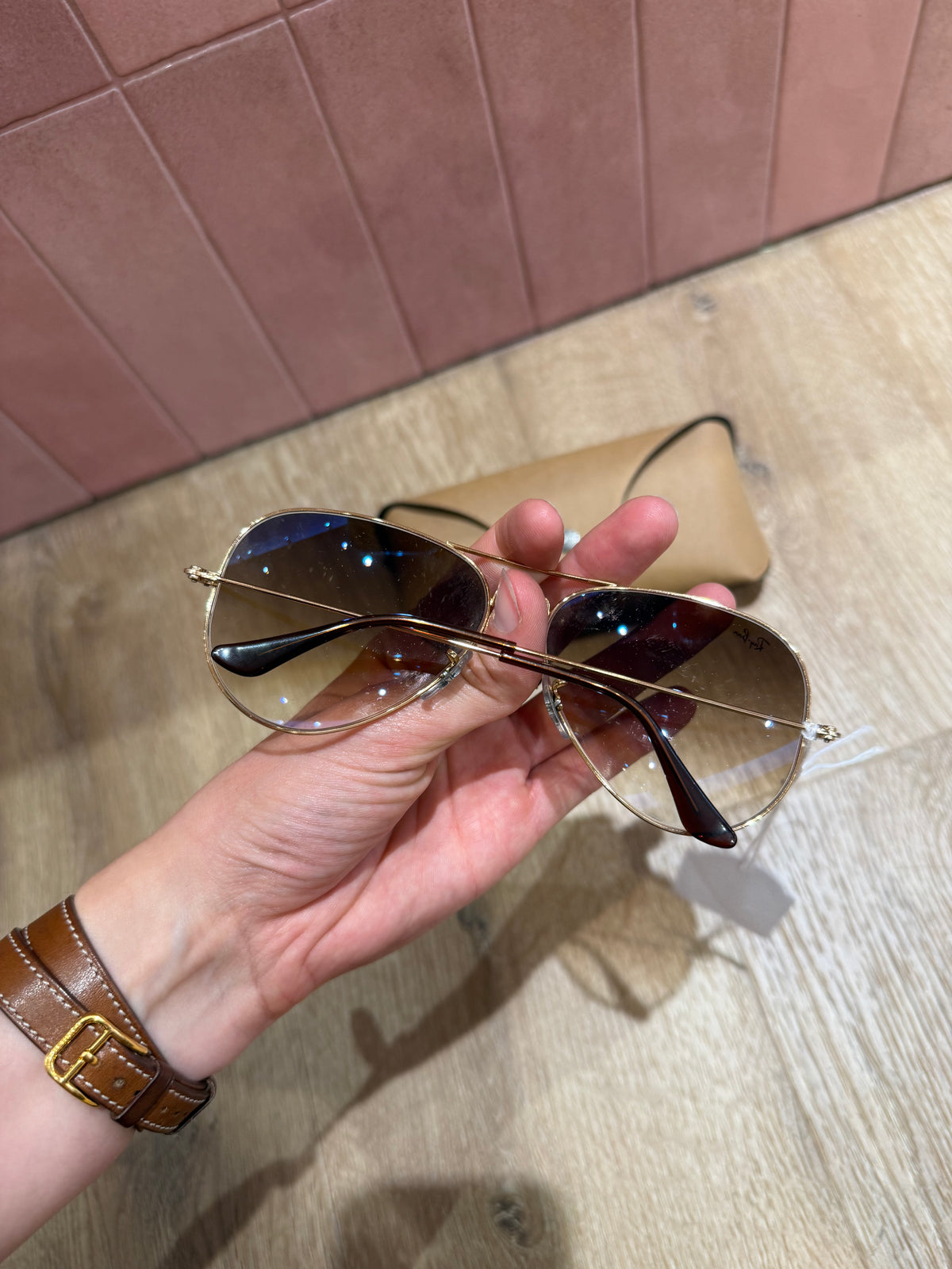 Lunettes rayban doré 02/06