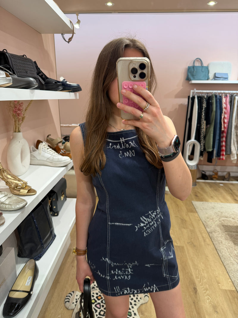 Robe Moschino Jeans T.38 (petit 40 max) 26/05