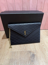 Pochette en cuir saint Laurent 23/06