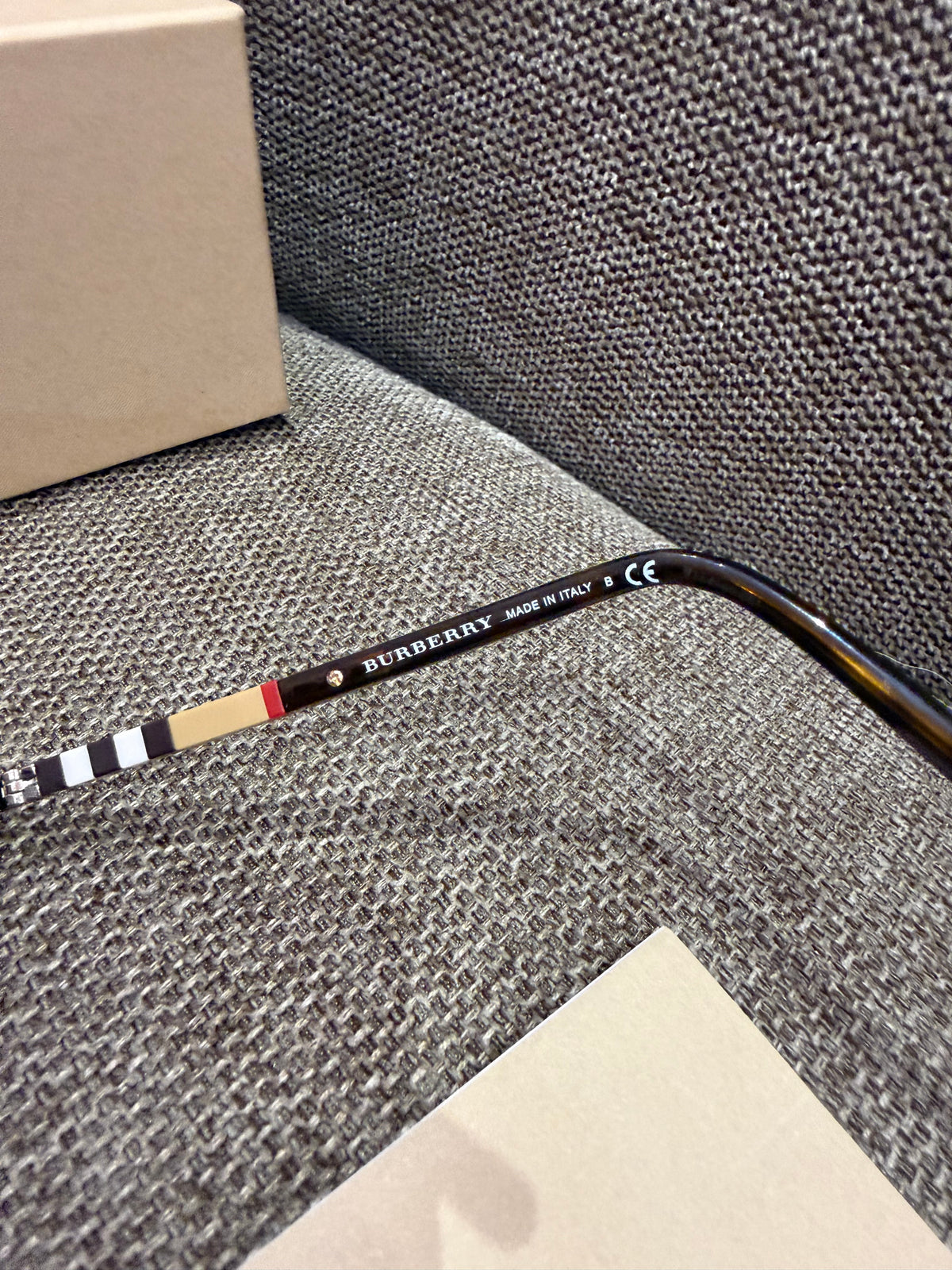 Lunettes de soleil Burberry