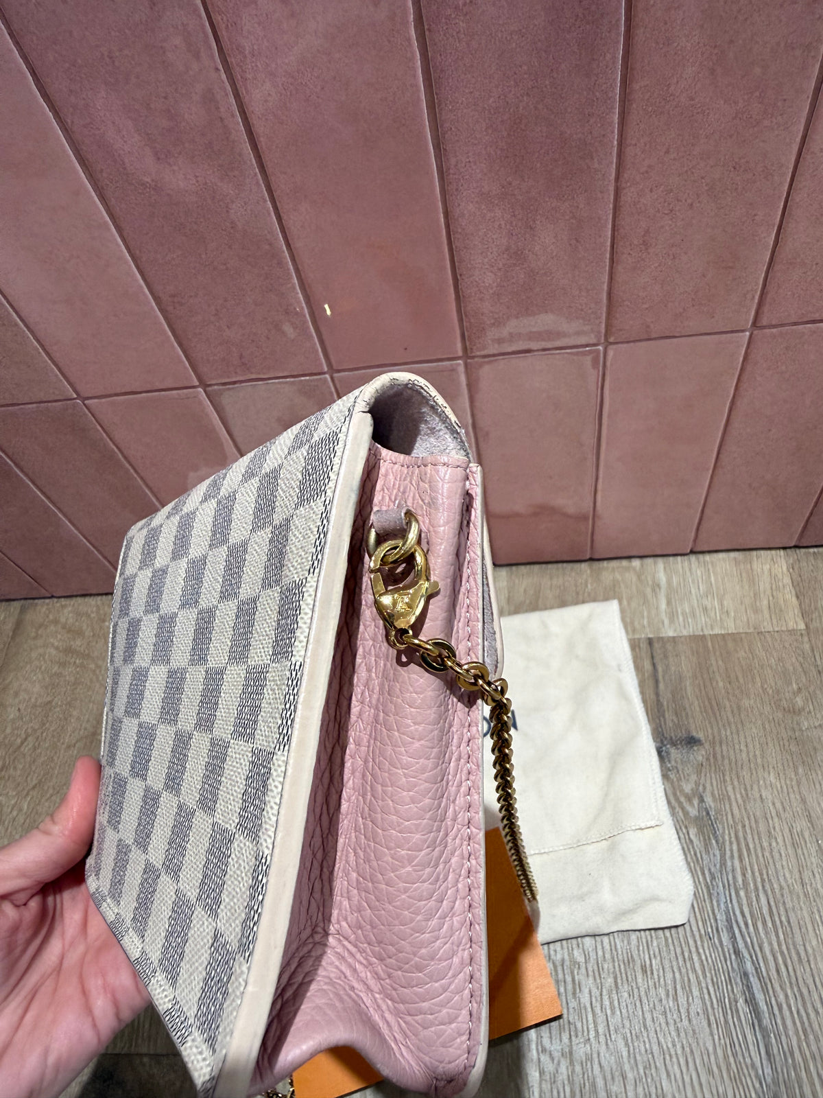 Sac coquelicot Louis Vuitton