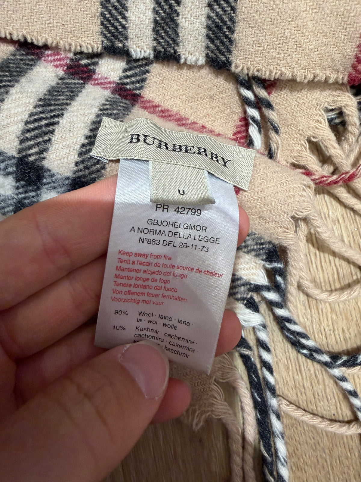 Écharpe à frange Burberry T.U 14/09