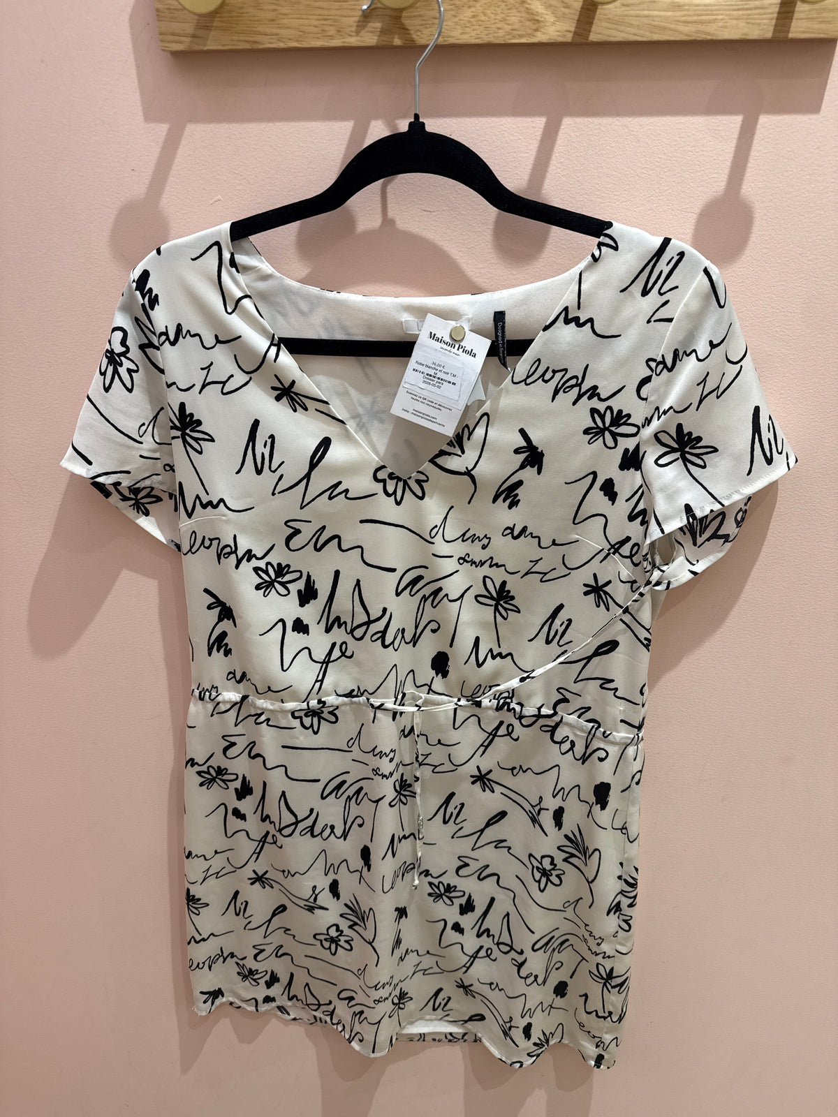 Robe blanche et noir T.M