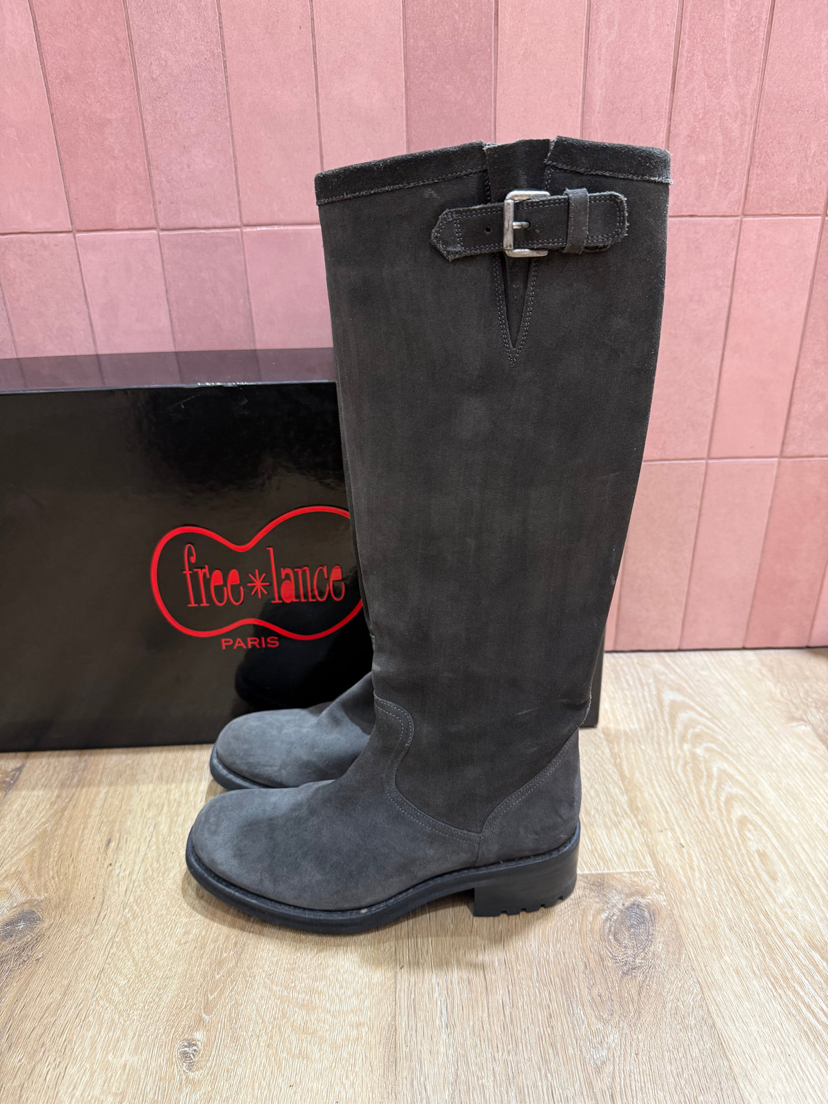 Bottes free lance T.38 daim cuir