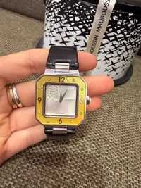 Montre noire Mauboussin 11/06