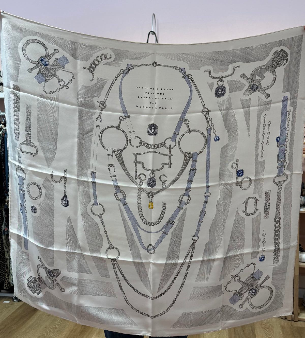Foulard Hermès gala soie + boîte