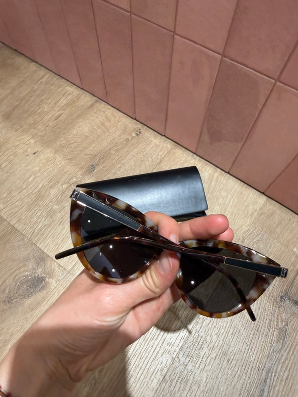 Lunettes marron saint Laurent 01/06