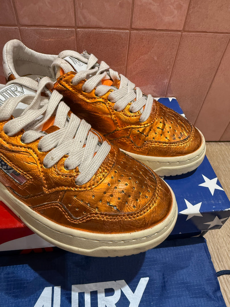 Baskets Autry Orange T.35