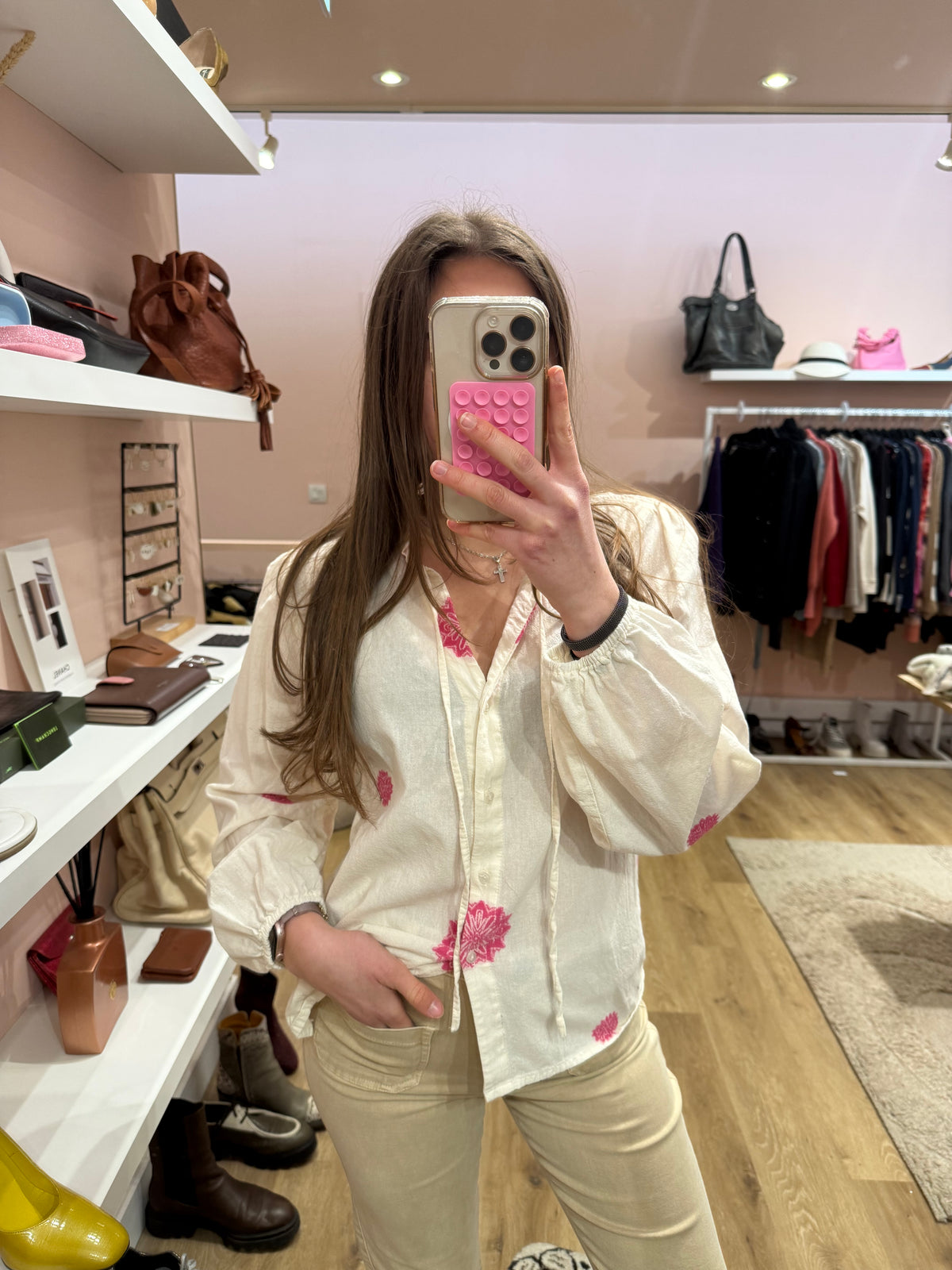 Emablues Blouse Blanche fleurs rose T.S