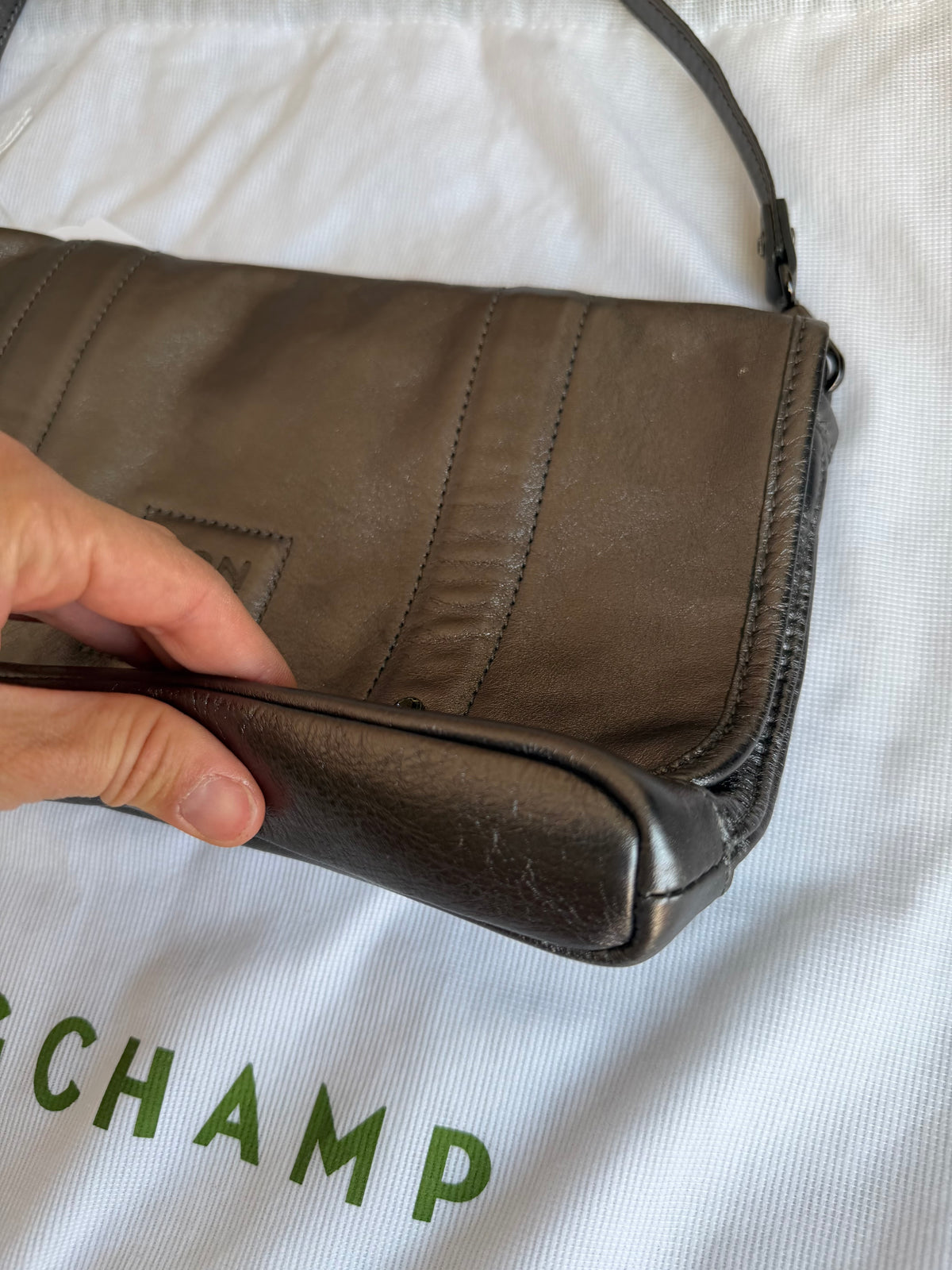 Sac en cuir argenté Longchamp 16/08