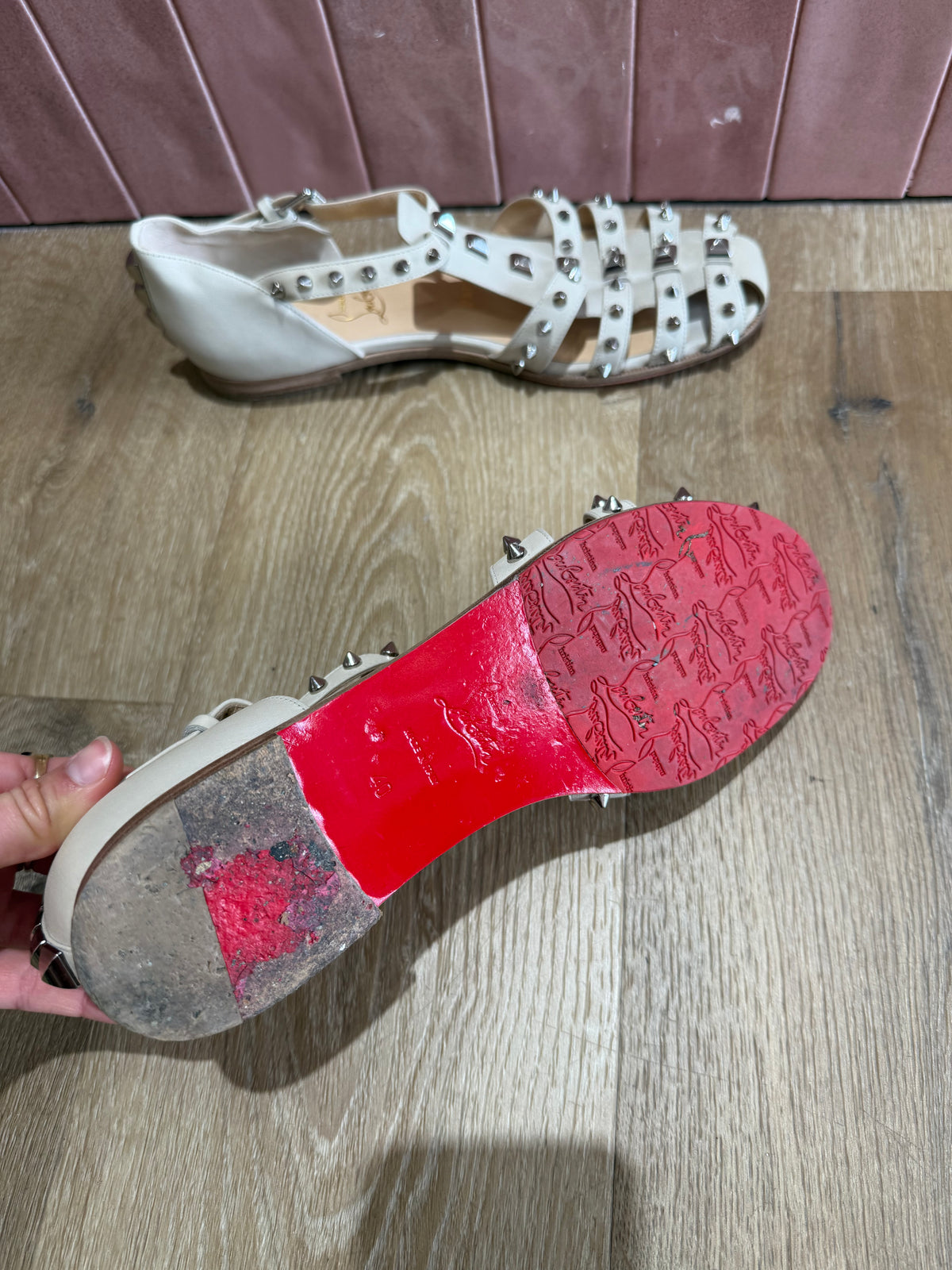 Louboutin sandales 40