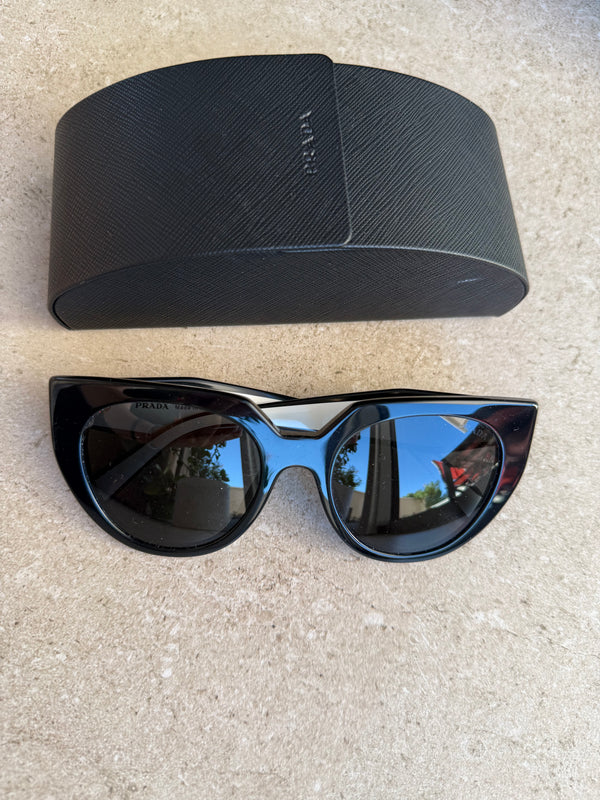 Lunettes Prada blanches neuves 24/07