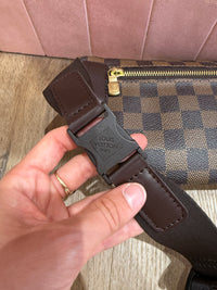 Banane sac Louis Vuitton damier Ébène 20/07
