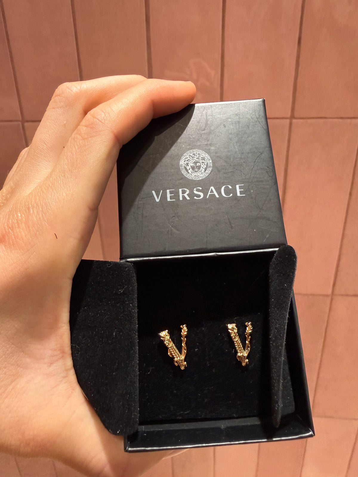 Boucles d’oreilles Versace doré 01/06